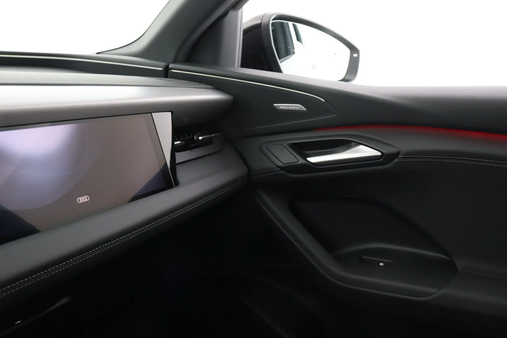 Audi Q6 e-tron YMU-859 carousel image