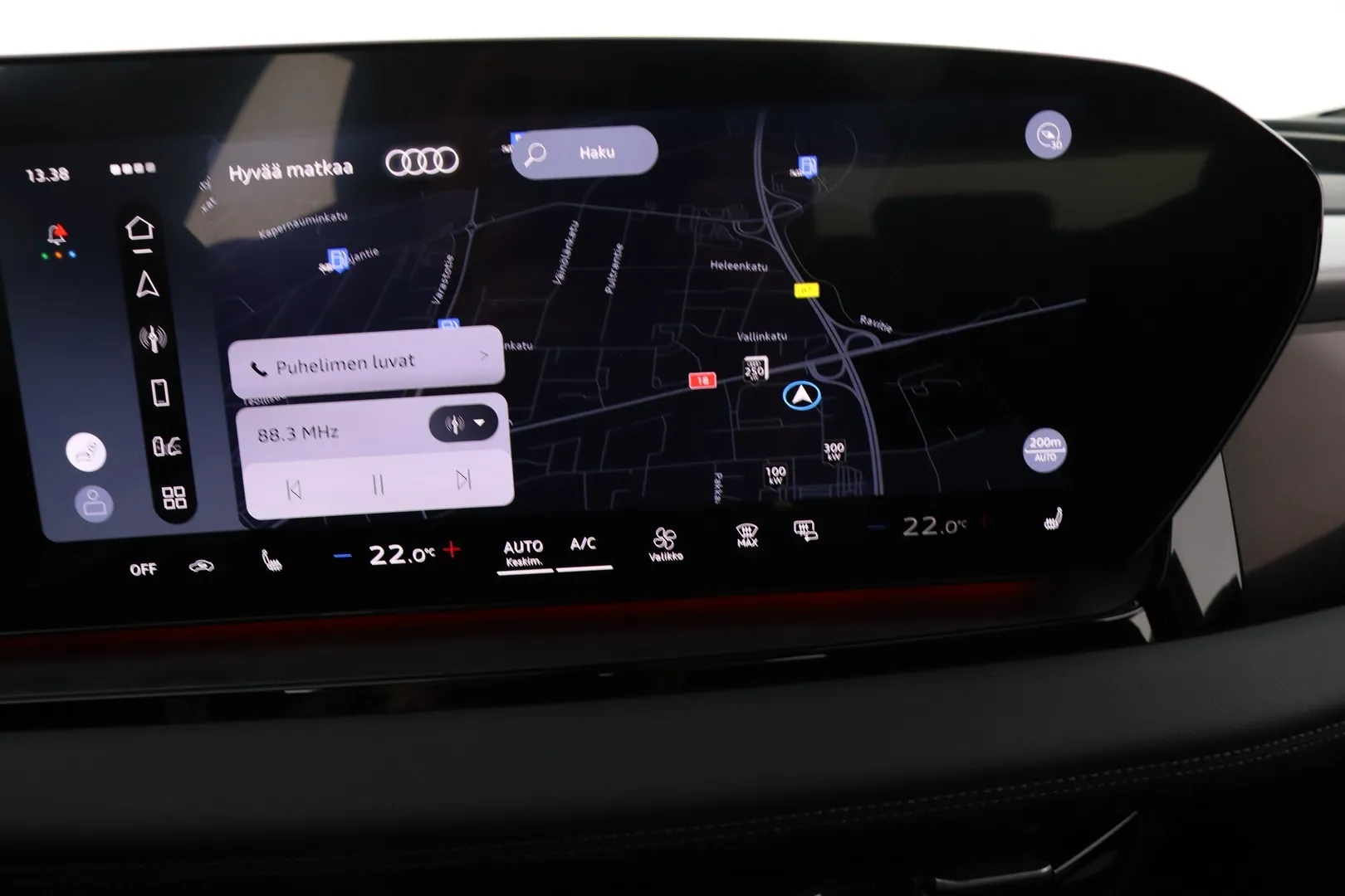 Audi Q6 e-tron YMU-859 carousel image
