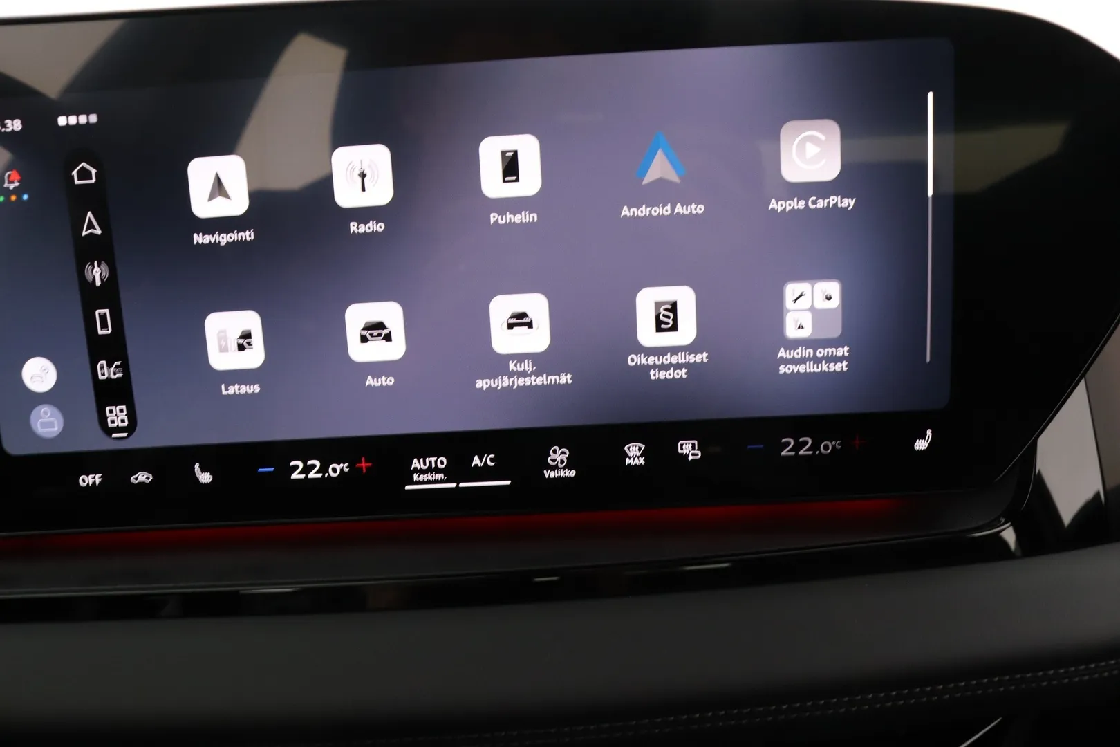 Audi Q6 e-tron YMU-859 carousel image