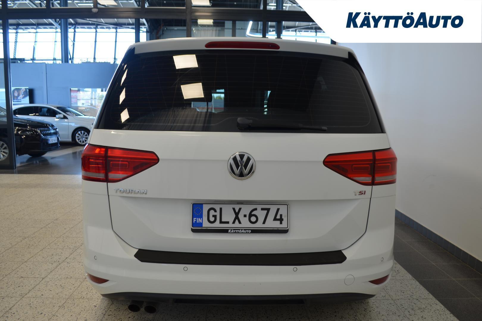 Volkswagen Touran 2015, photo 7/18