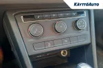 Volkswagen Touran GLX-674 carousel thumbs