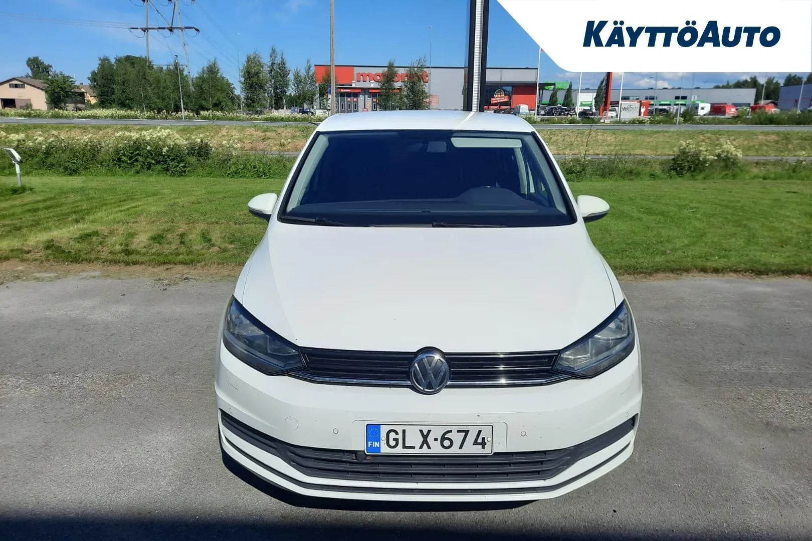 Volkswagen Touran GLX-674 carousel image