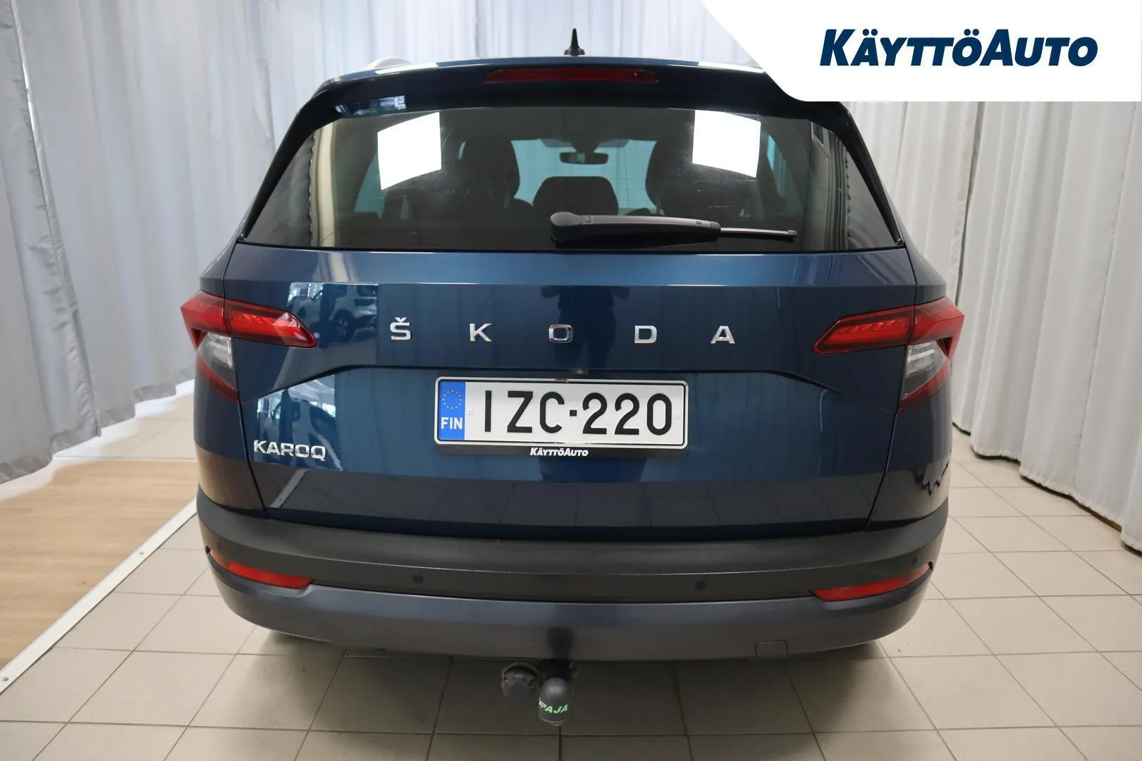 Skoda Karoq IZC-220 carousel image