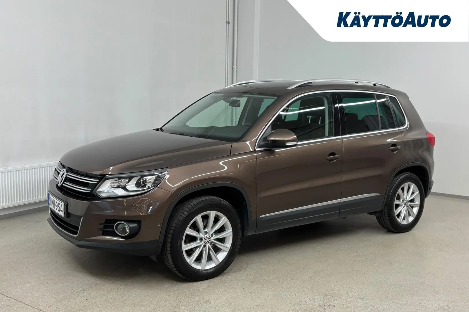 Volkswagen Tiguan IMH-954 carousel image
