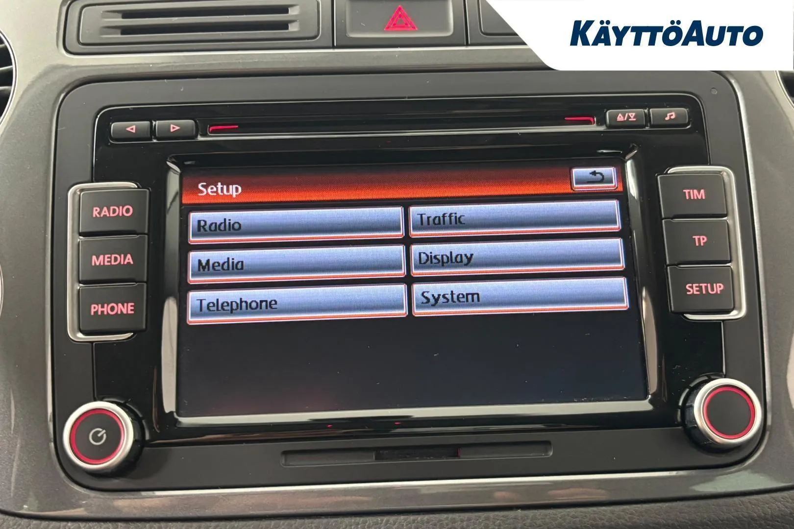 Volkswagen Tiguan IMH-954 carousel image
