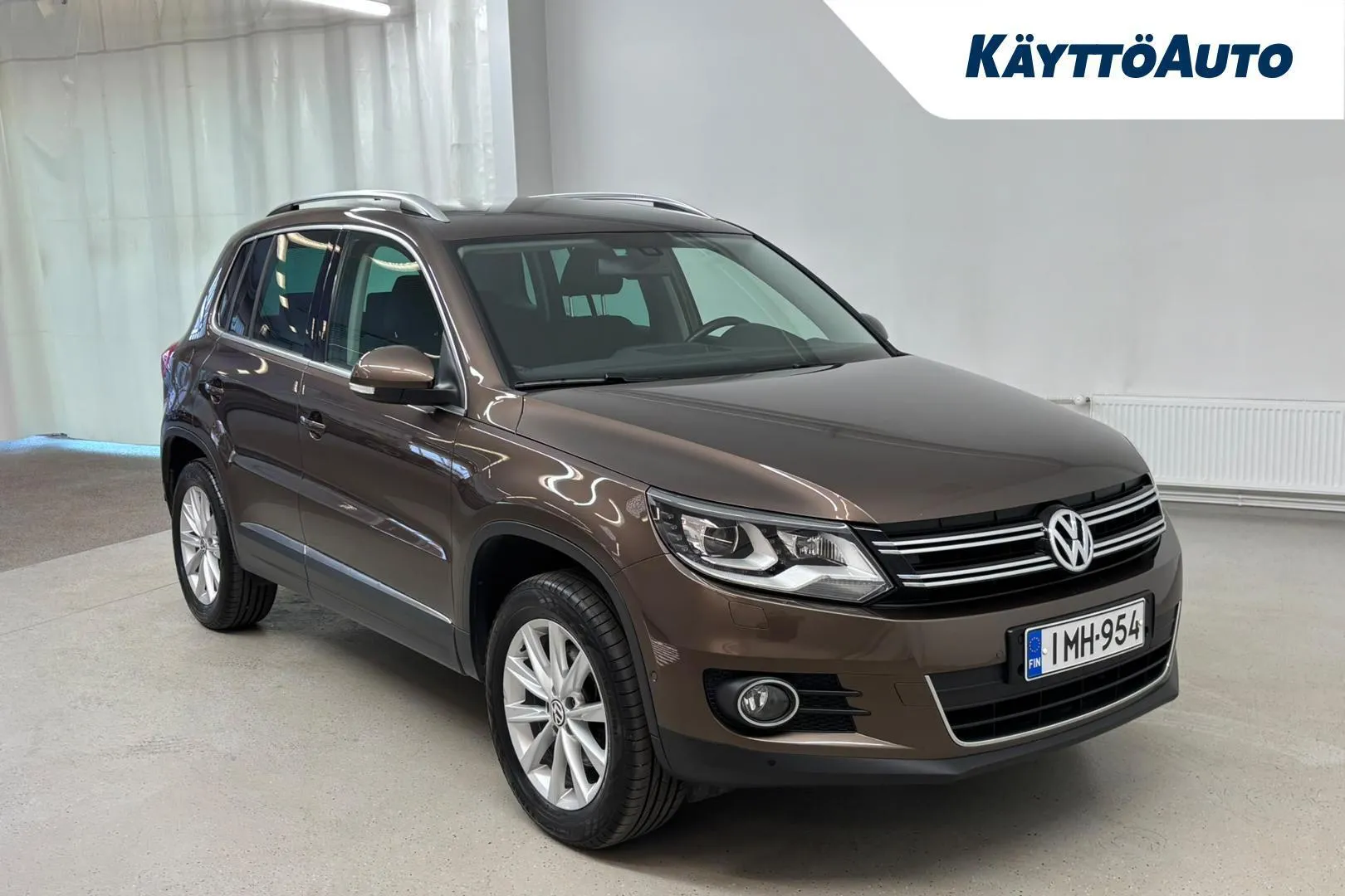 Volkswagen Tiguan IMH-954 carousel image