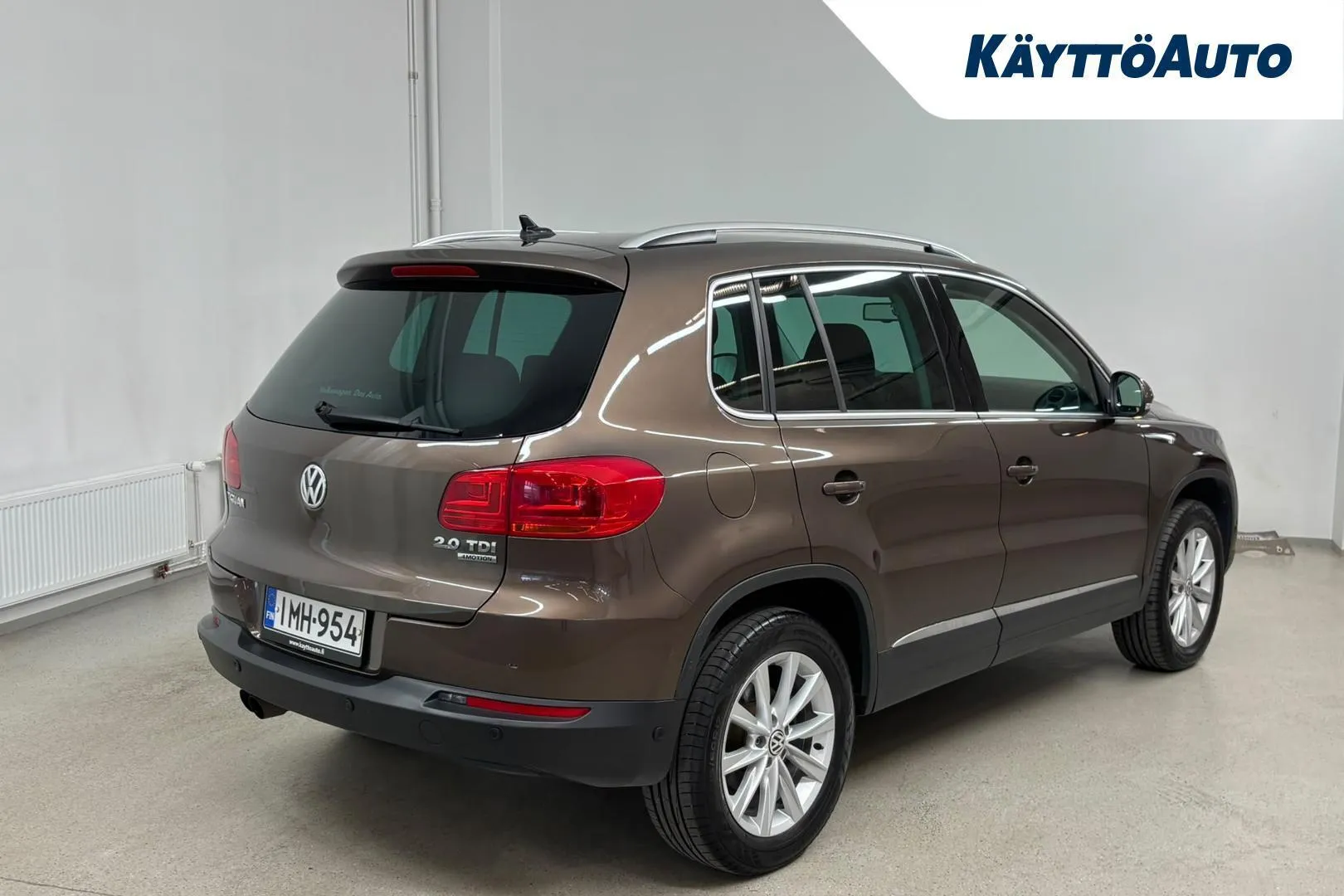 Volkswagen Tiguan IMH-954 carousel image