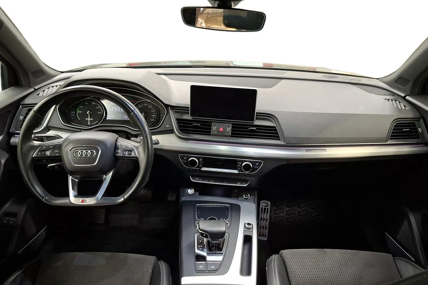 Audi Q5 KVN-619 carousel image