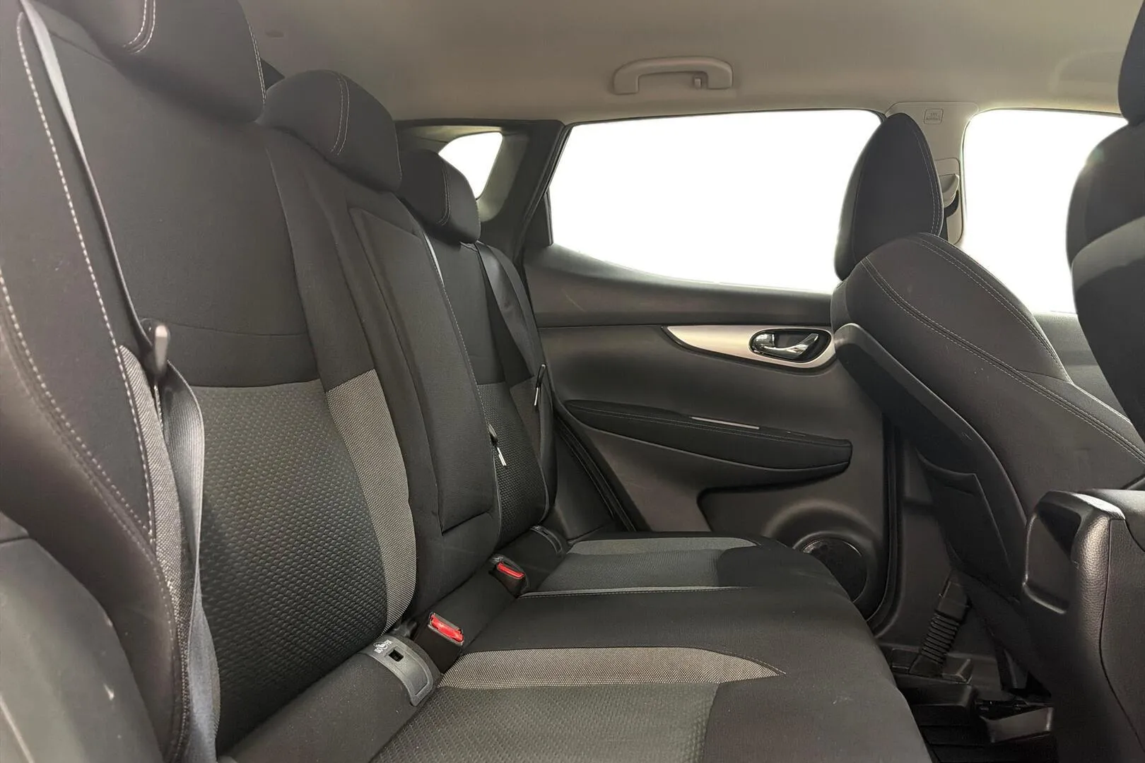 Nissan Qashqai BVB-214 carousel image