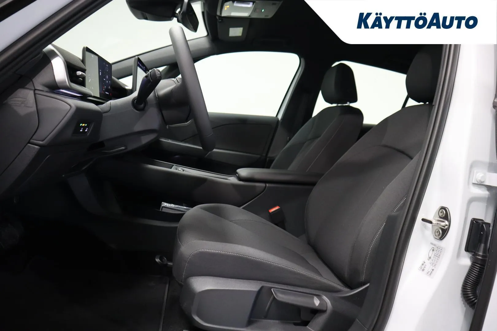 Volkswagen ID.3 Neo SZT-140 carousel image