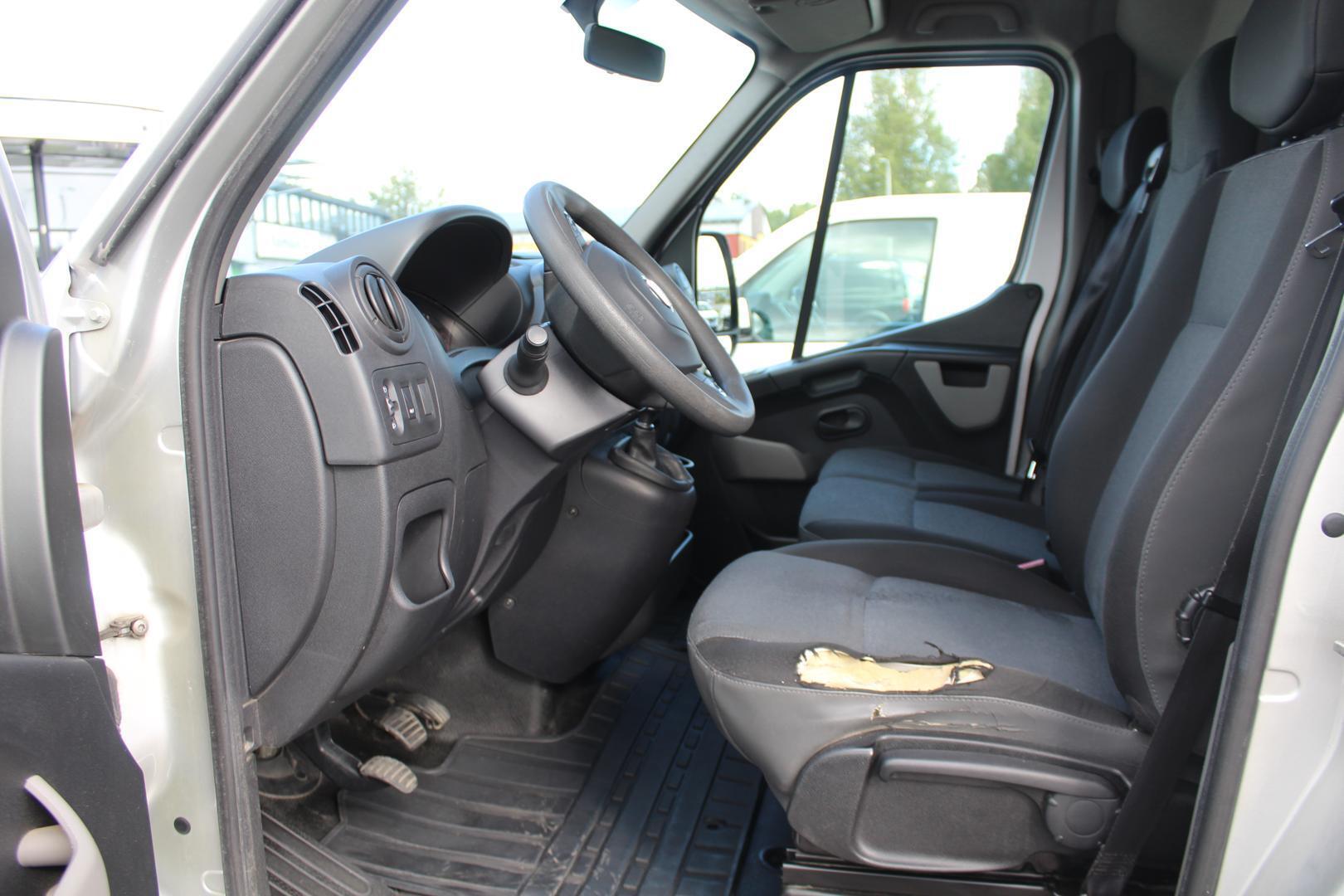 Nissan NV400 2018, photo 7/11
