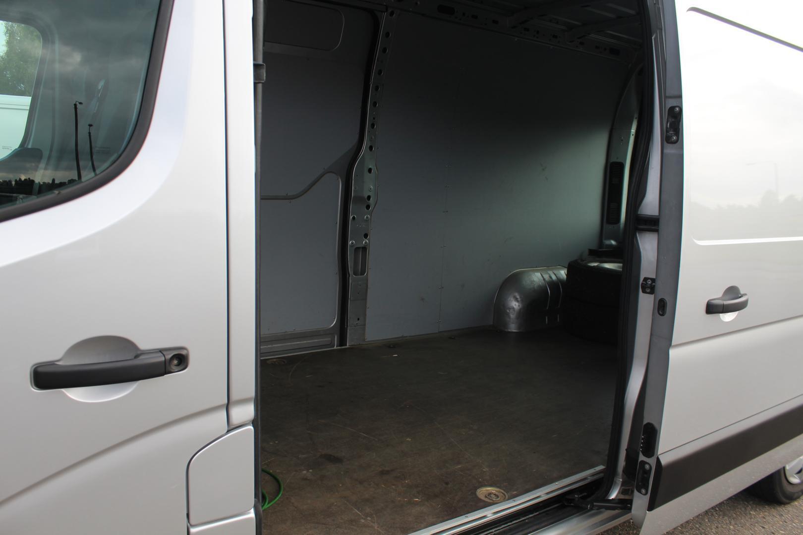 Nissan NV400 2018, photo 5/11