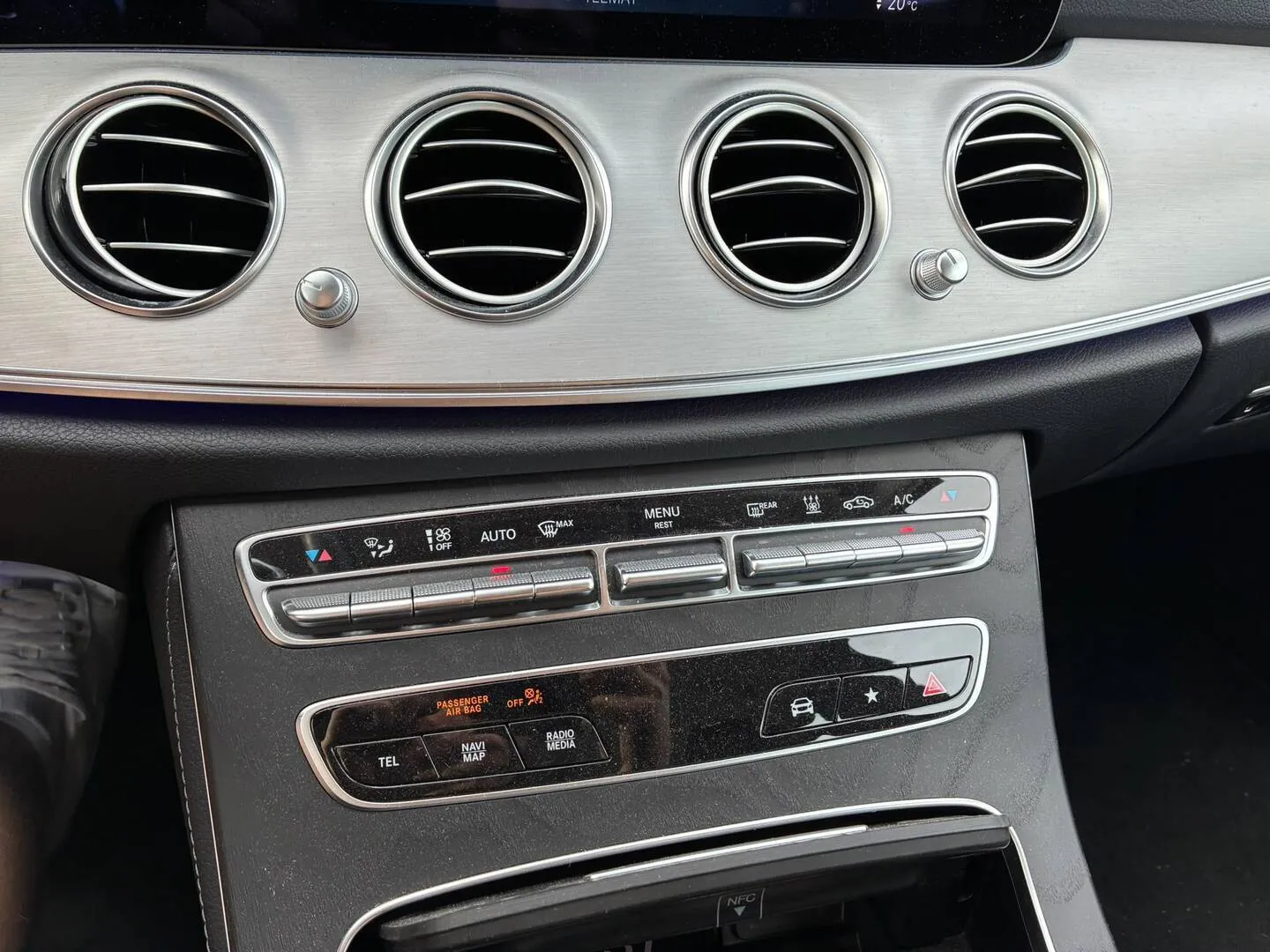 Mercedes-Benz E MZK-567 carousel image