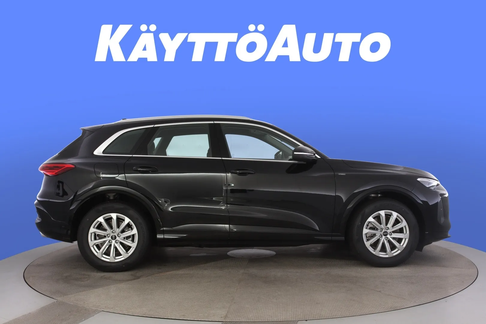 Audi Q5 ZRK-382 carousel image