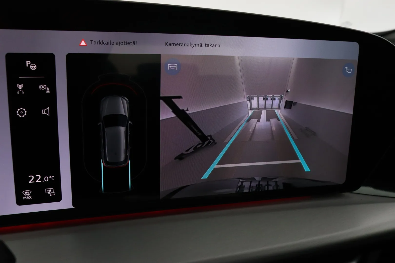 Audi Q5 ZRK-382 carousel image