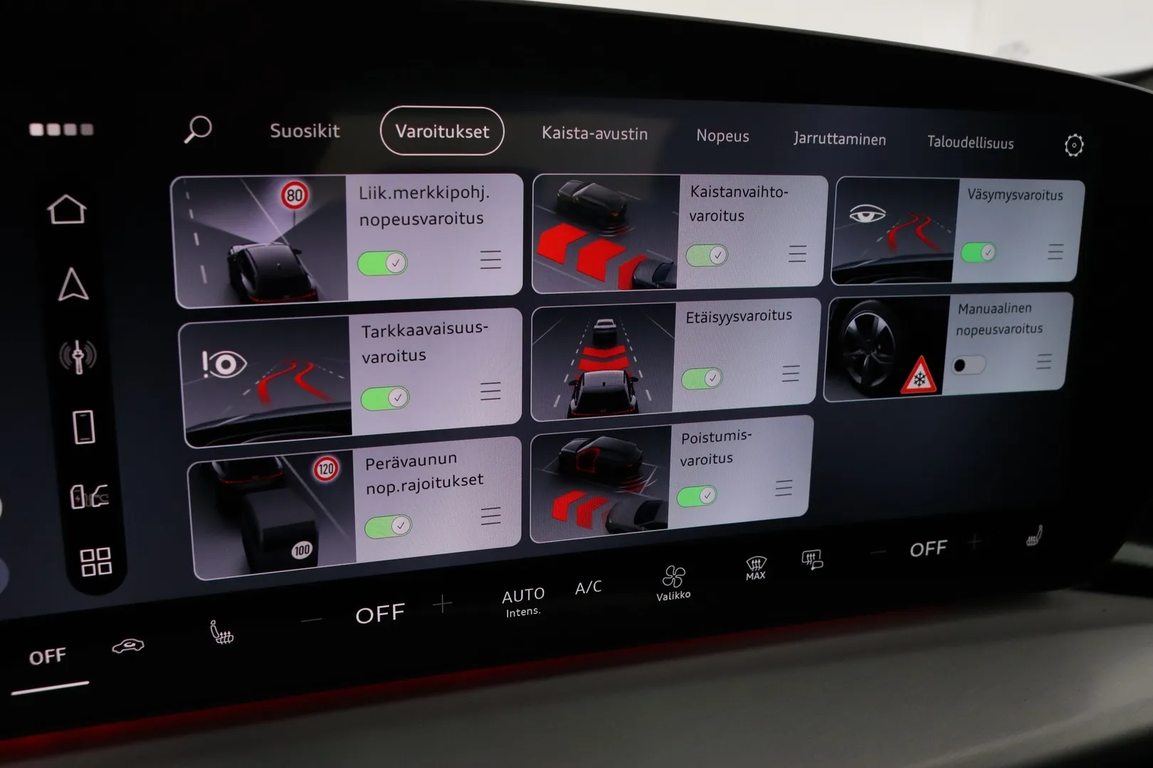 Audi Q5 ZRK-382 carousel image