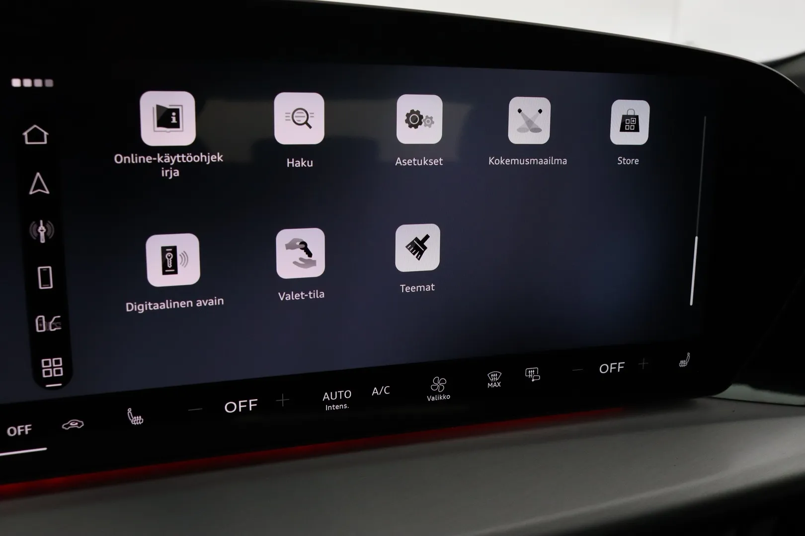 Audi Q5 ZRK-382 carousel image