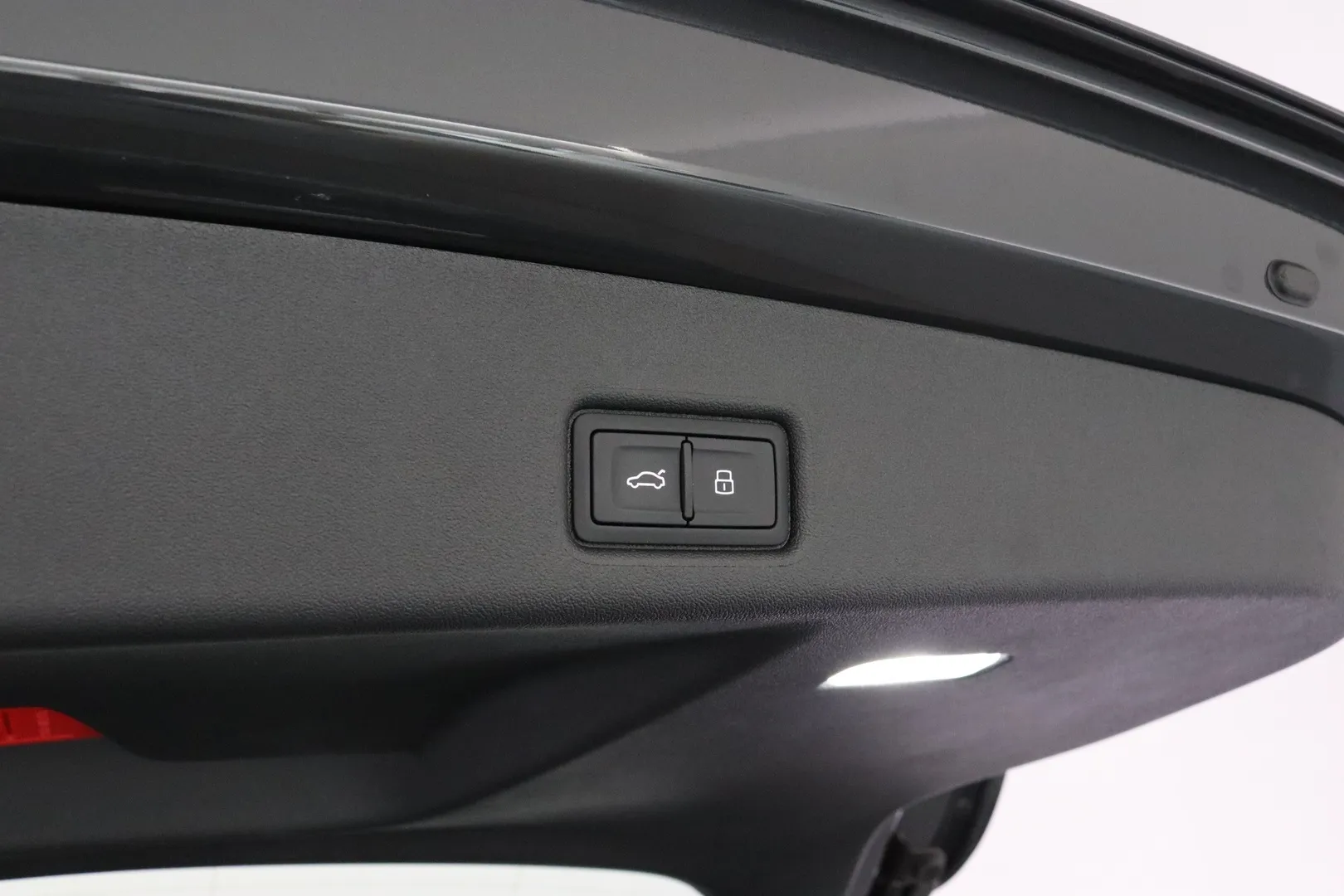 Audi Q5 JOU-209 carousel image