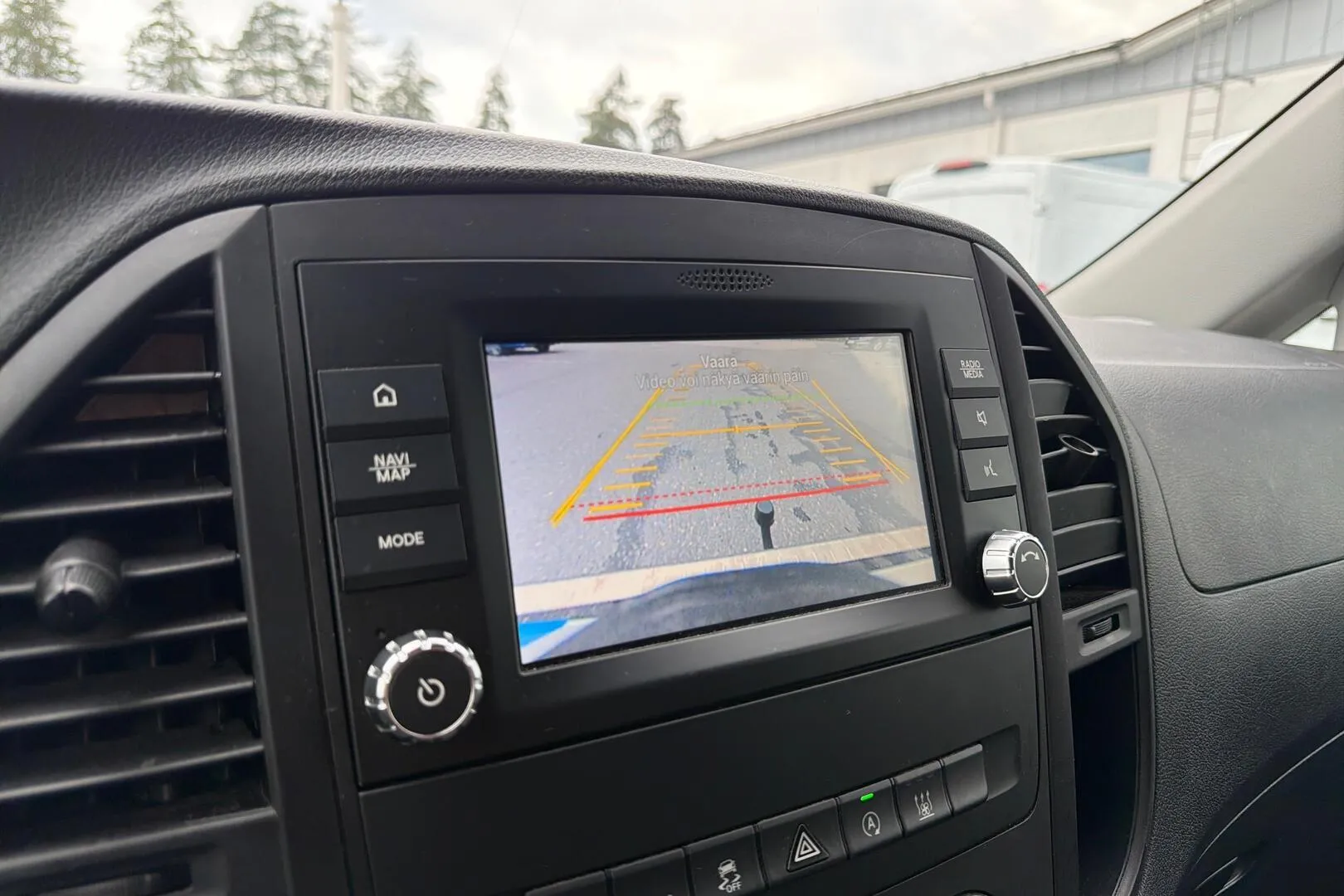 Mercedes-Benz Vito NLU-623 carousel image
