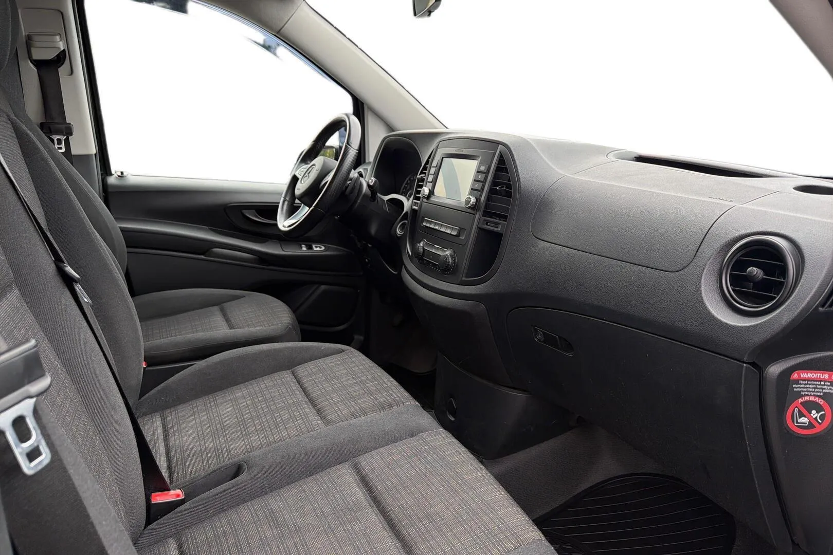 Mercedes-Benz Vito NLU-623 carousel image