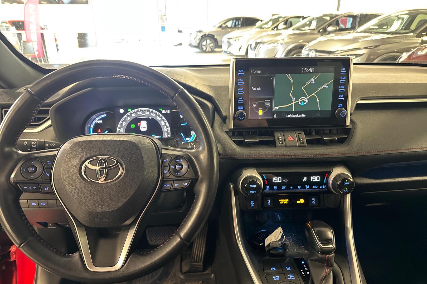 Toyota RAV4 Plug-In 2021, photo 5/8