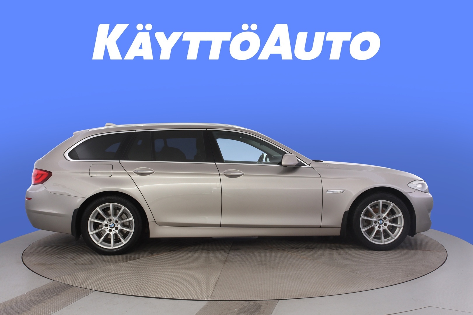 BMW 520 2011, kuva 6/30