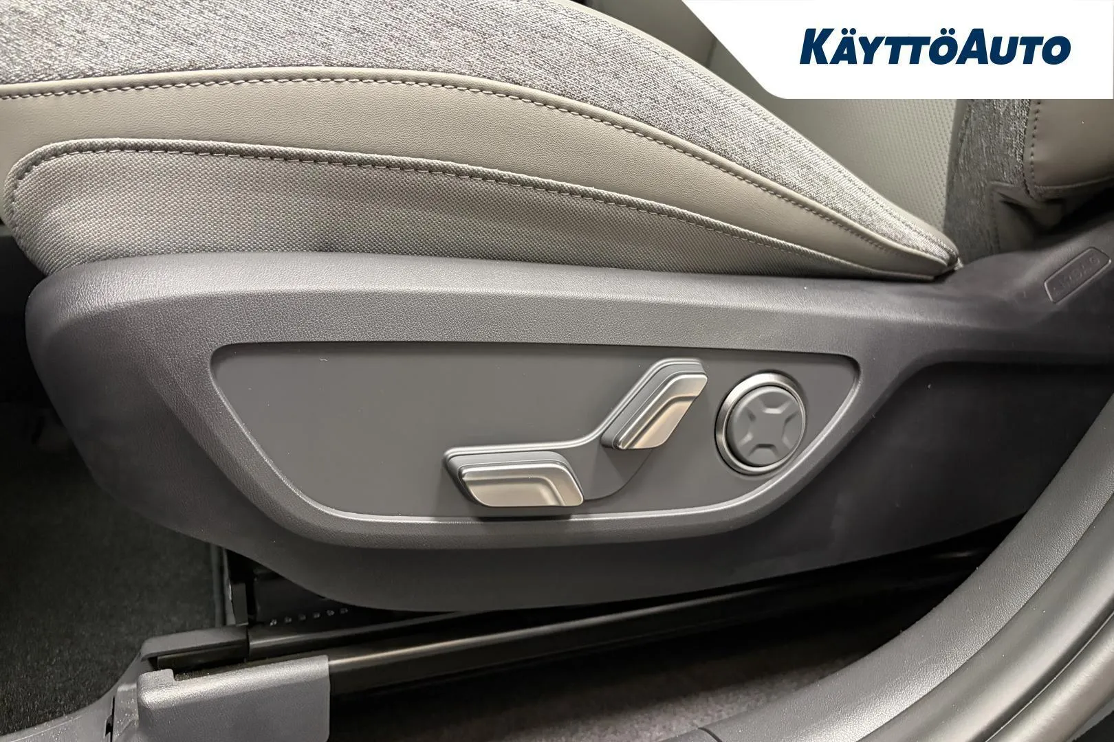 Kia EV5 KYU-265 carousel image