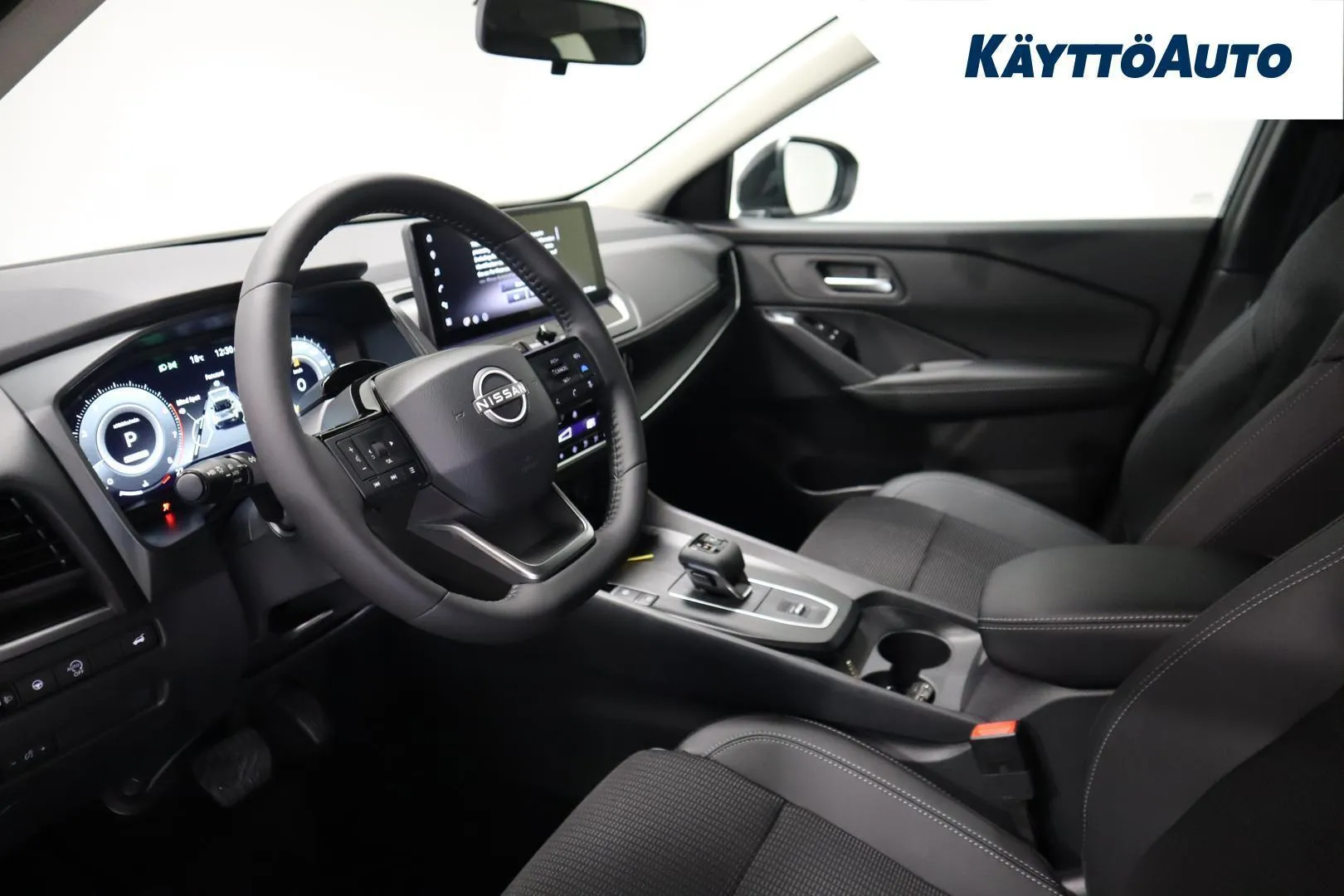 Nissan Qashqai SZY-919 carousel image