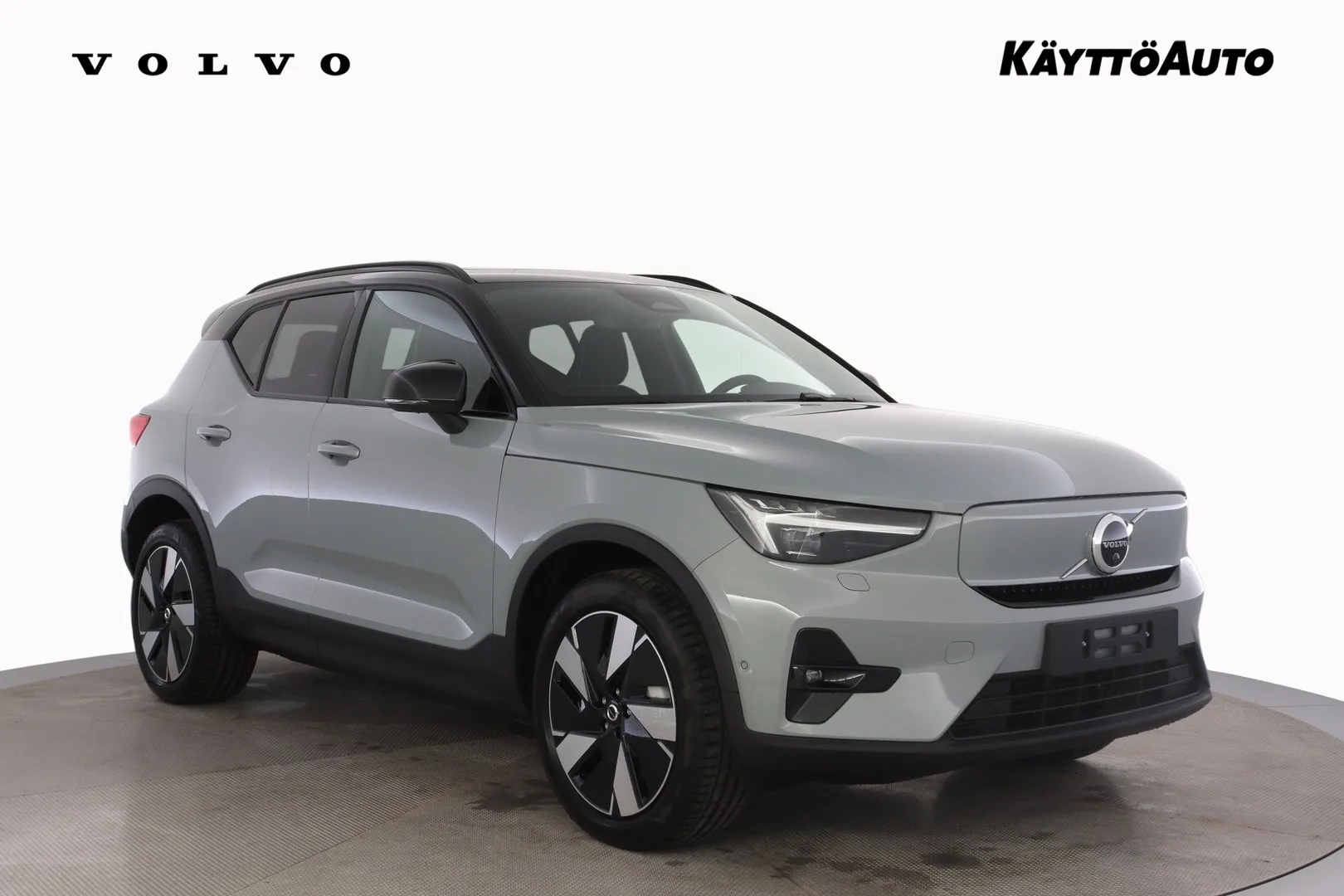 Volvo EX40 SZY-408 carousel image