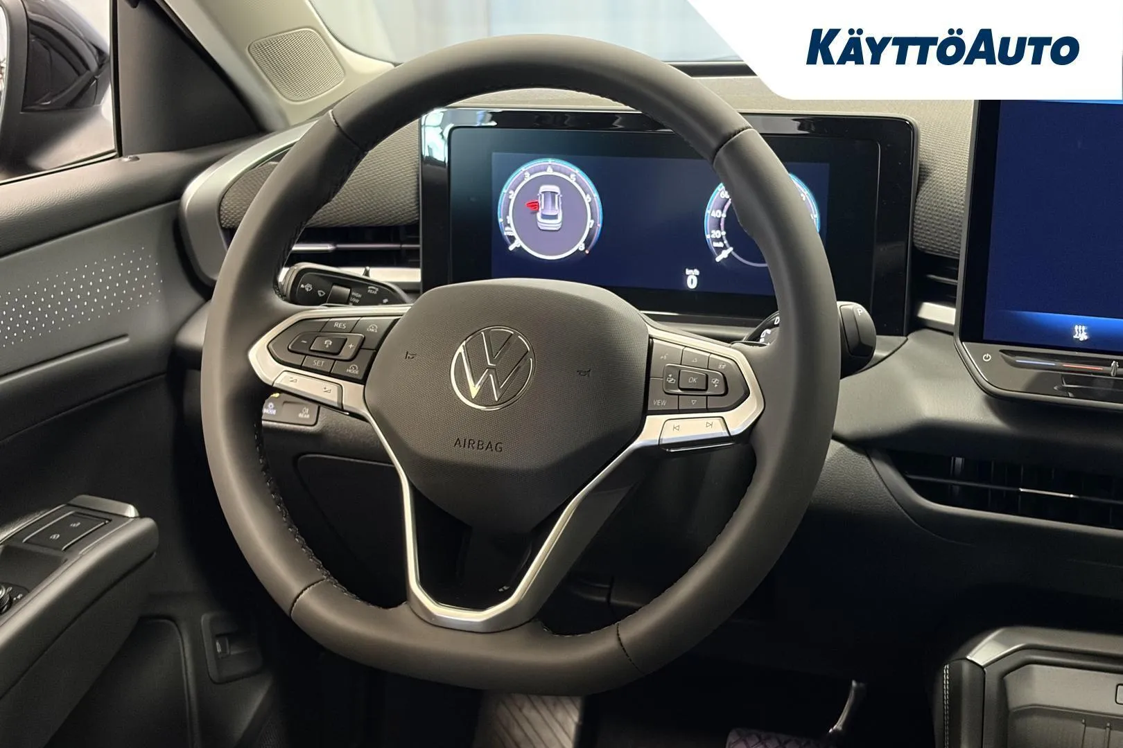 Volkswagen T-Roc KYO-573 carousel image