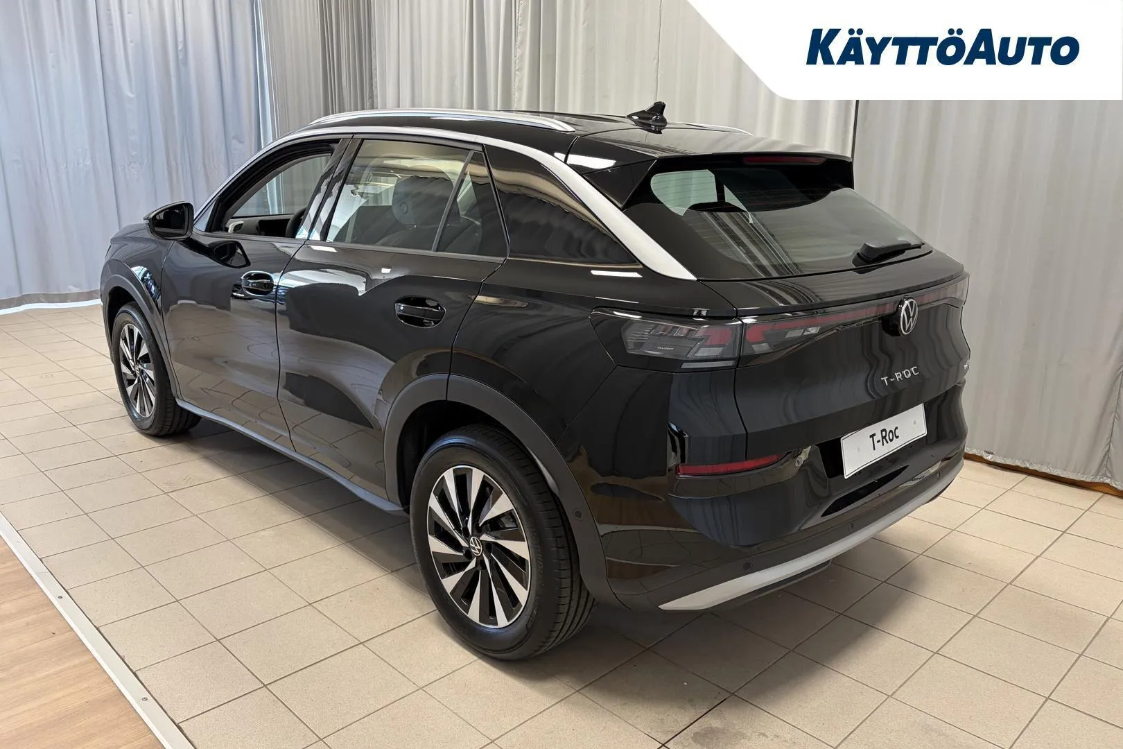 Volkswagen T-Roc KYO-573 carousel image