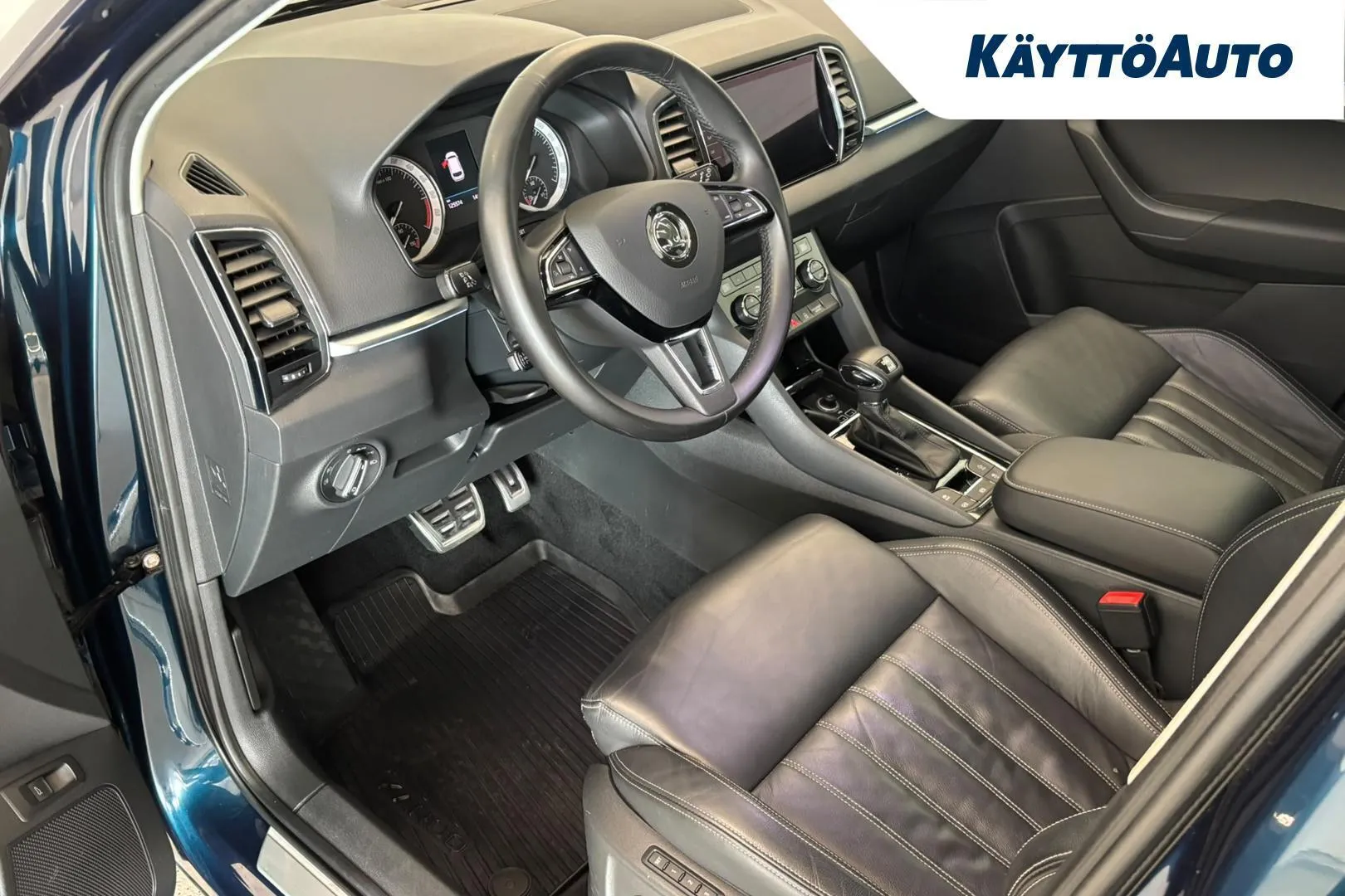 Skoda Karoq CMC-321 carousel image