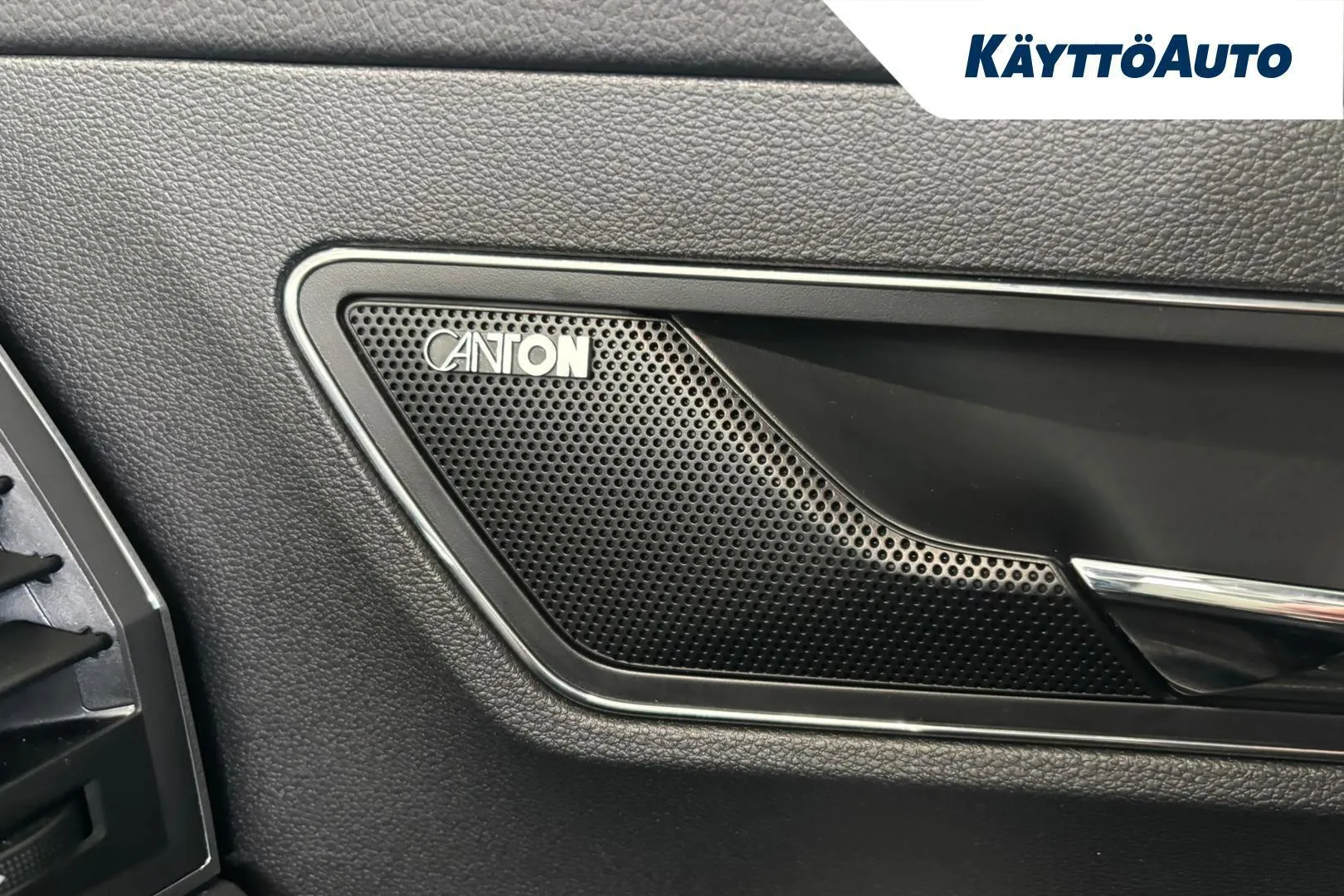 Skoda Karoq CMC-321 carousel image