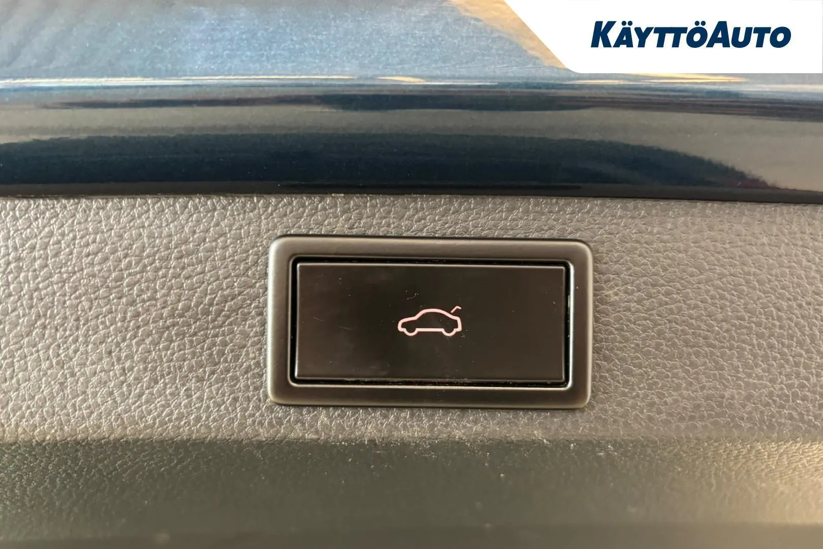 Skoda Karoq CMC-321 carousel image