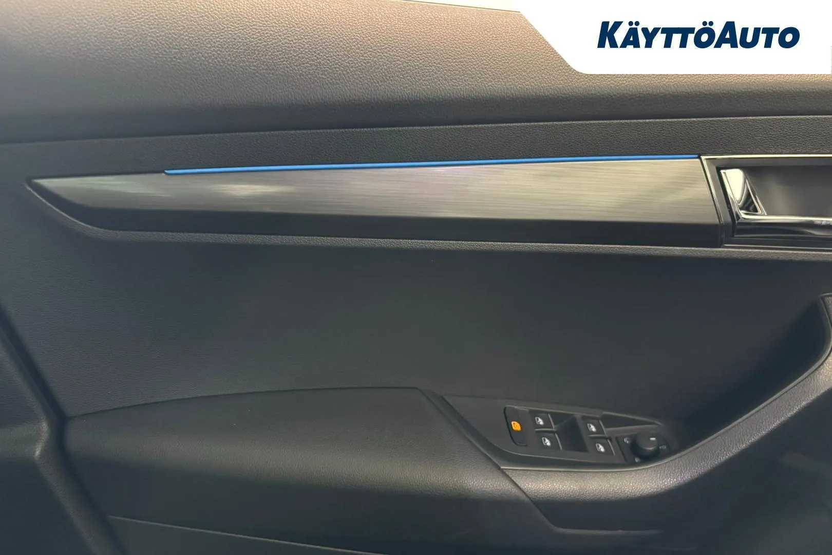 Skoda Karoq CMC-321 carousel image