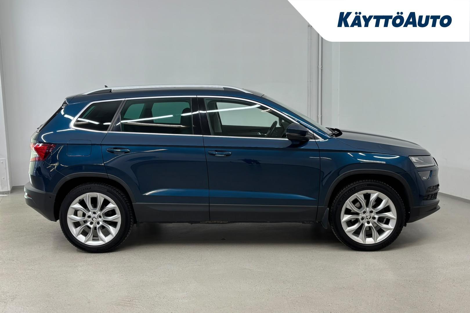 Skoda Karoq 2019, photo 7/30