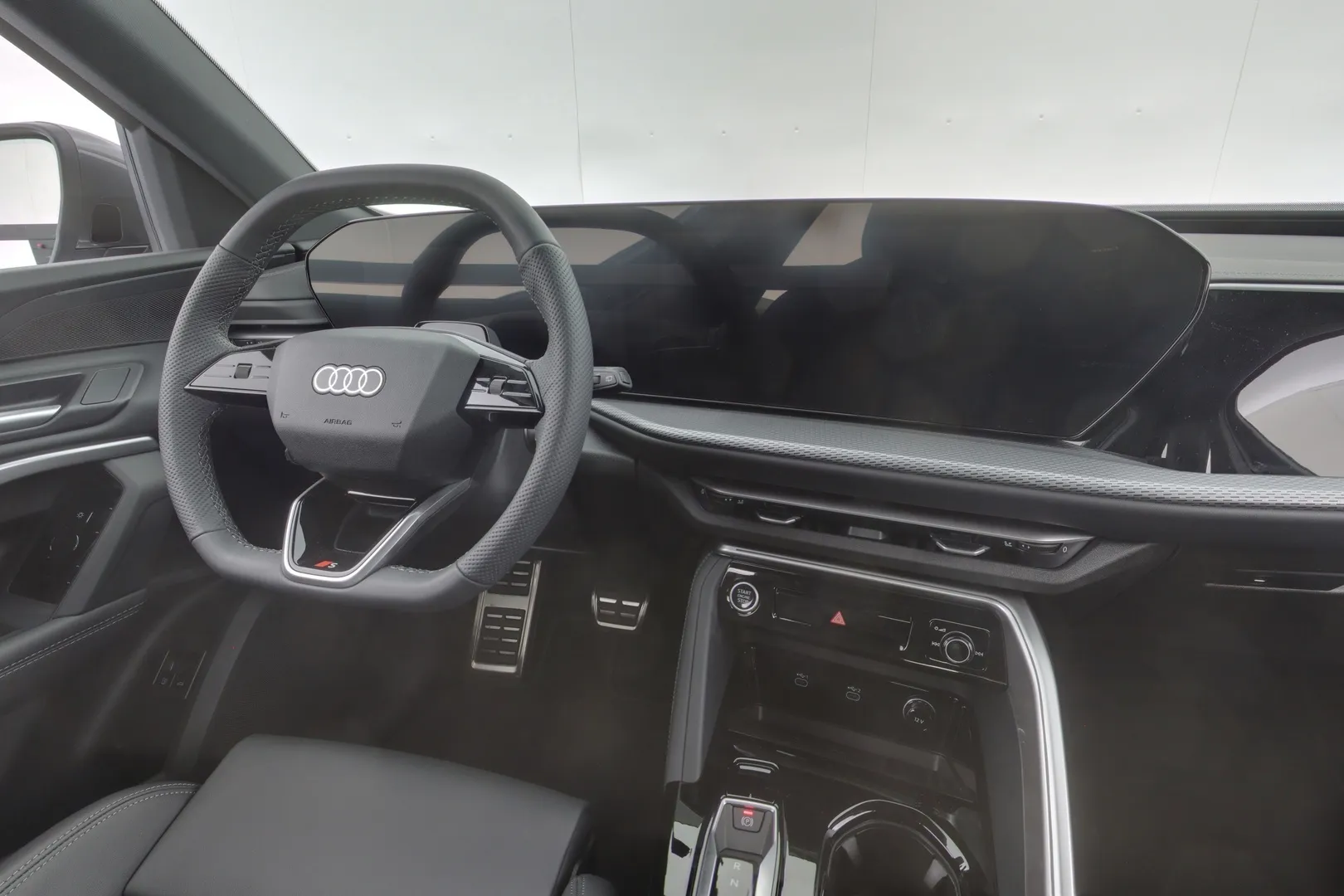 Audi Q5 JOP-930 carousel image