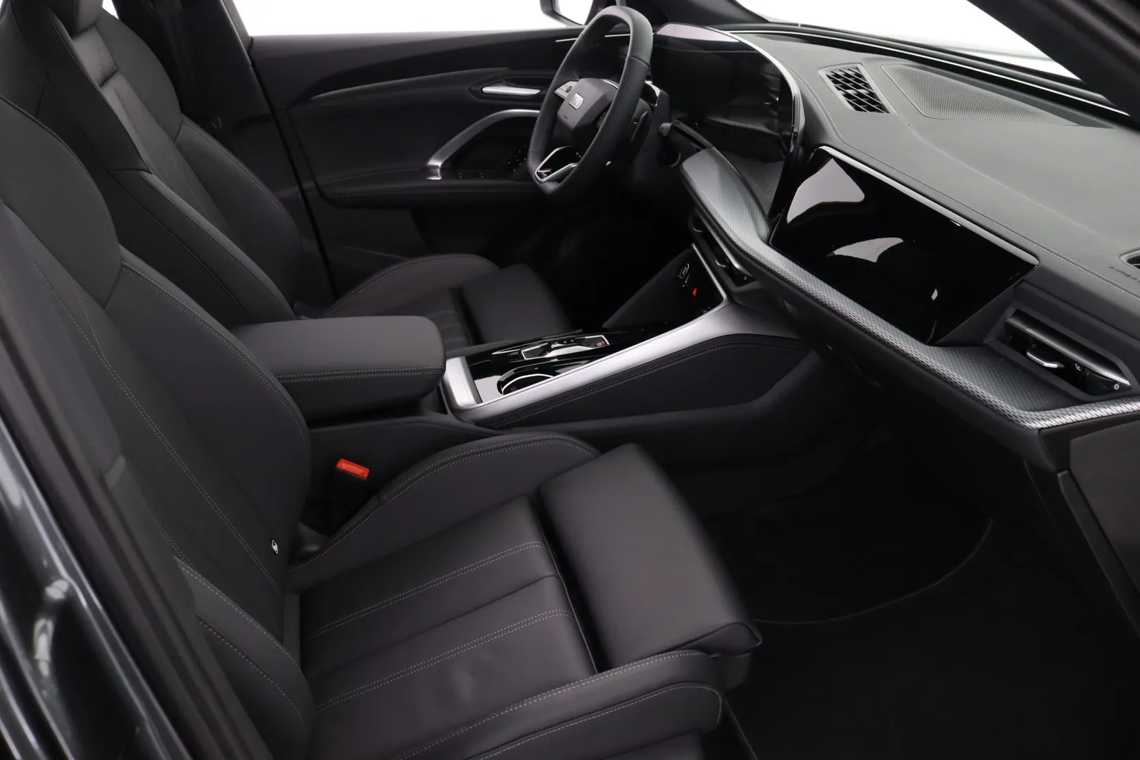 Audi Q5 JOP-930 carousel image