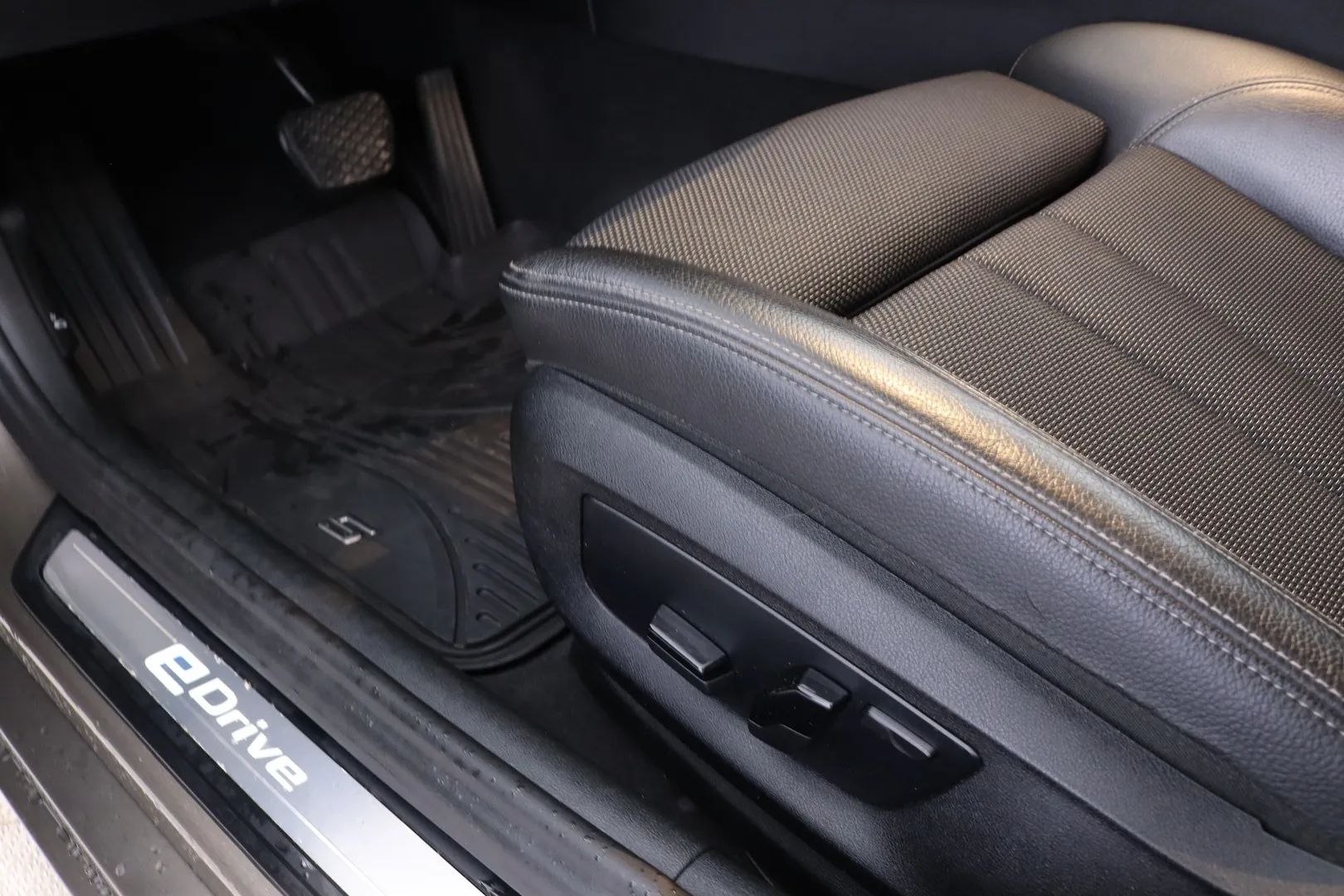 BMW 530 BUP-612 carousel image