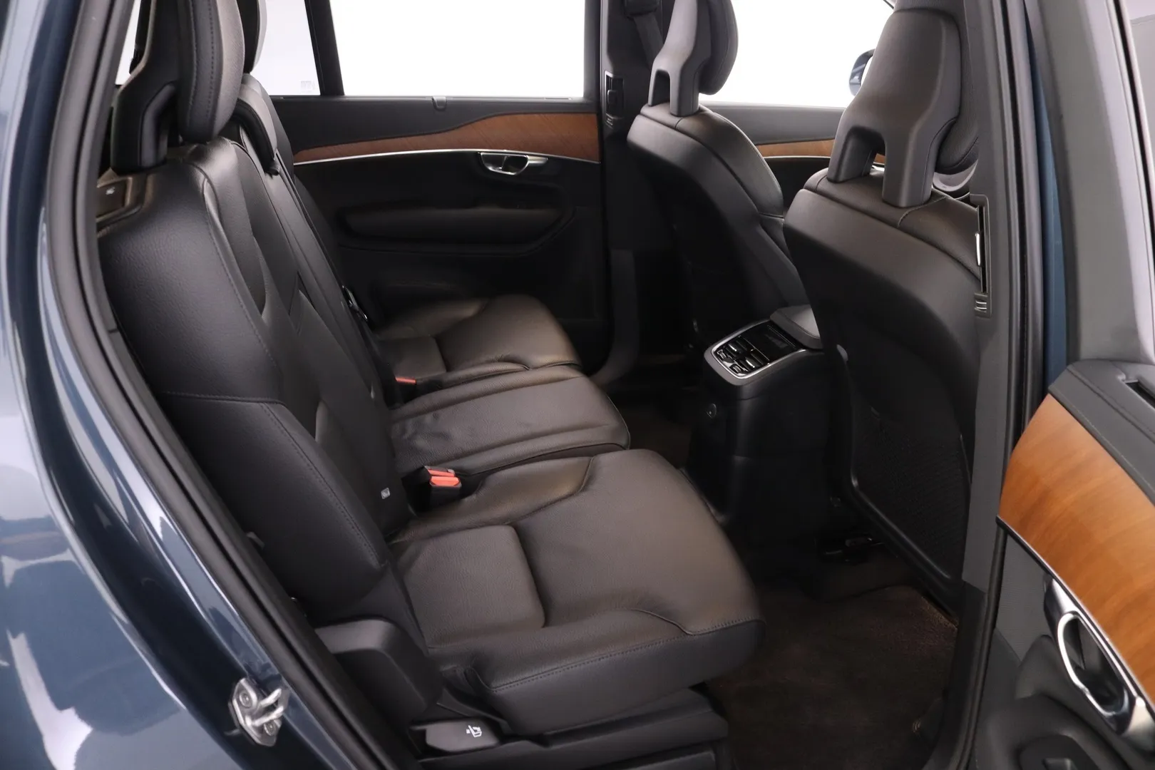 Volvo XC90 FOV-706 carousel image