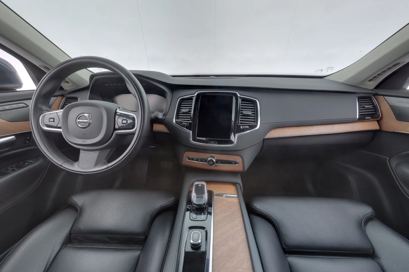 Volvo XC90 FOV-706 carousel image