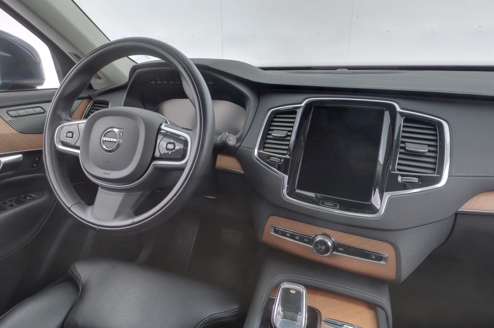 Volvo XC90 FOV-706 carousel image
