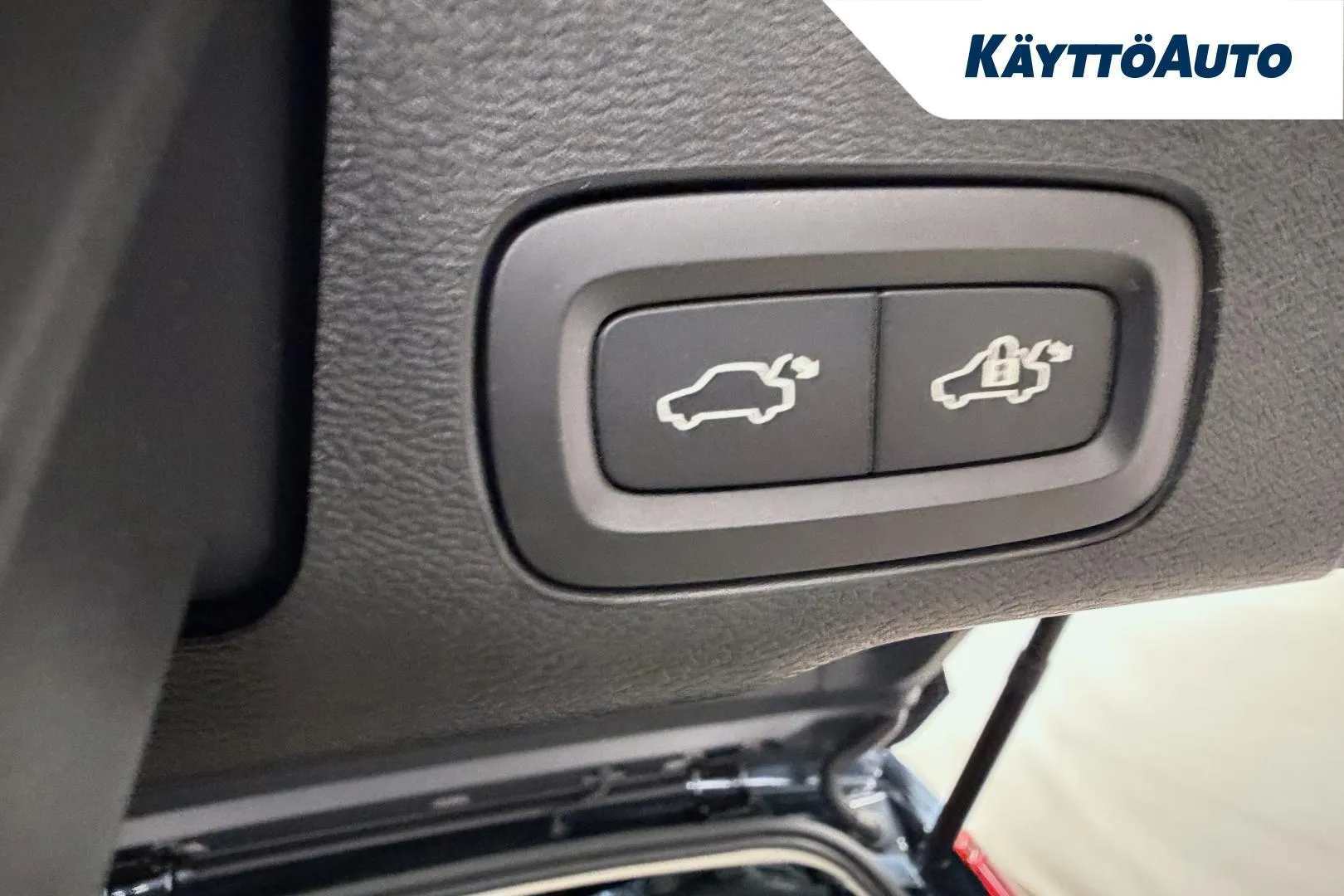 Volvo XC60 SZY-407 carousel image