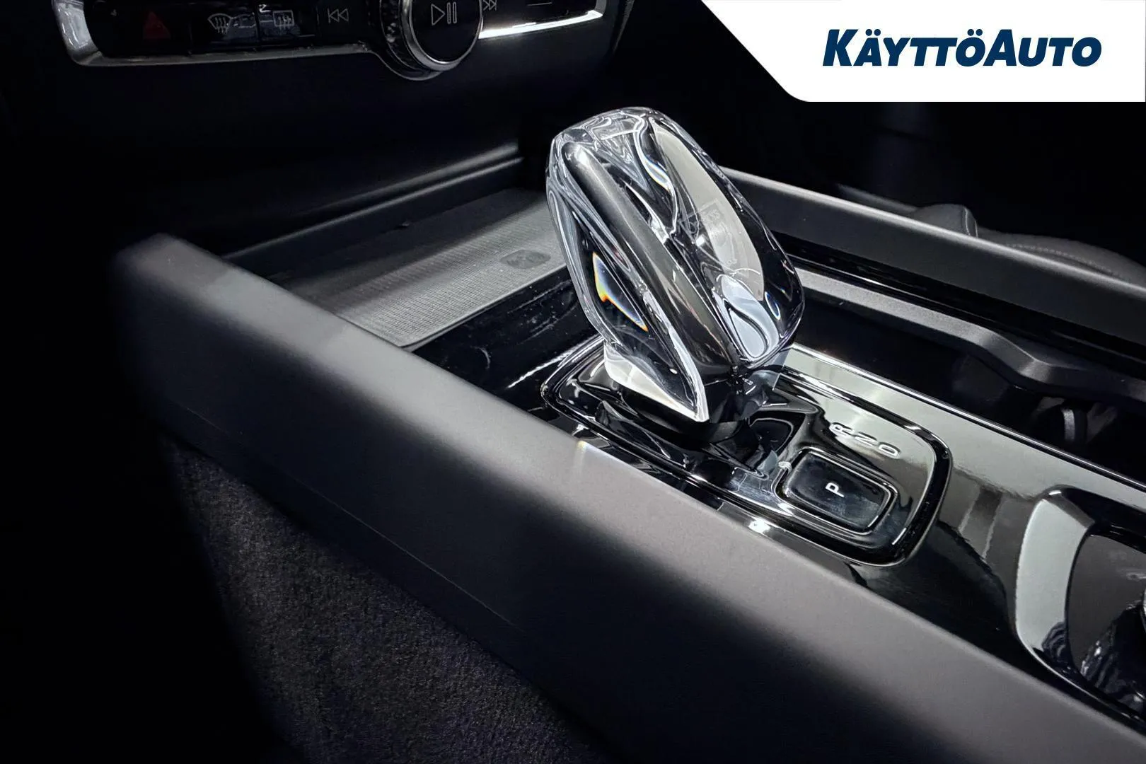 Volvo XC60 SZY-407 carousel image