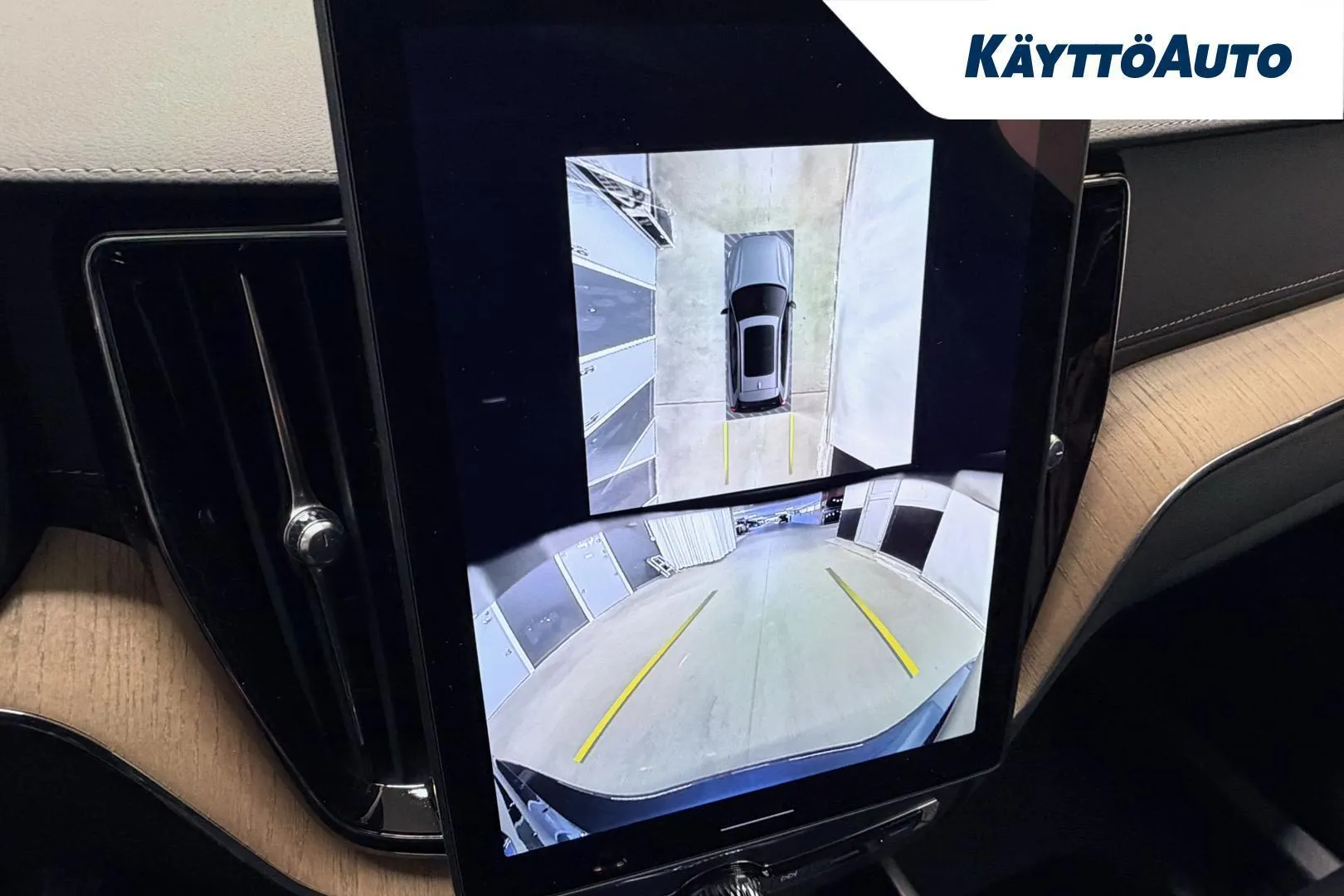 Volvo XC60 SZY-407 carousel image