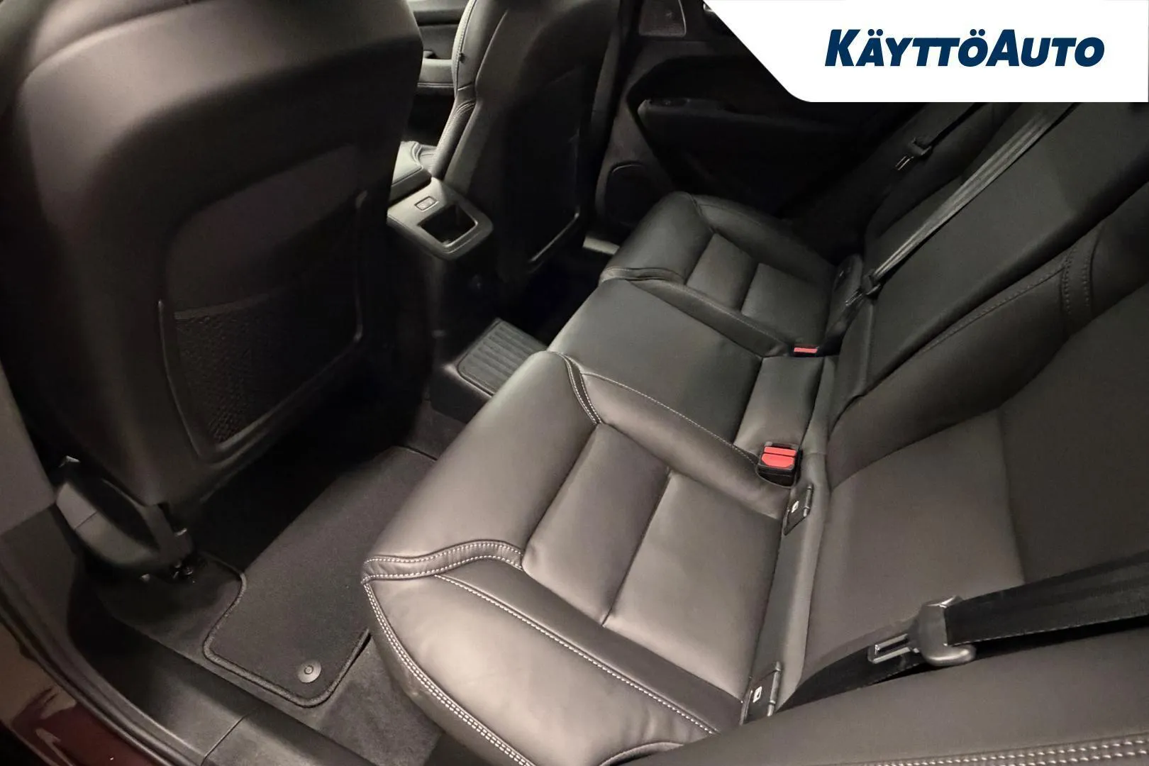Volvo XC60 FTA-337 carousel image