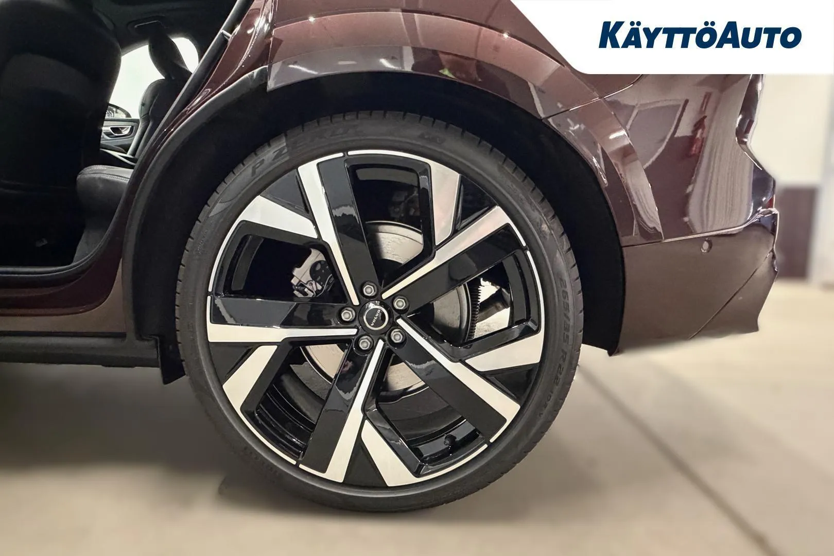 Volvo XC60 FTA-337 carousel image