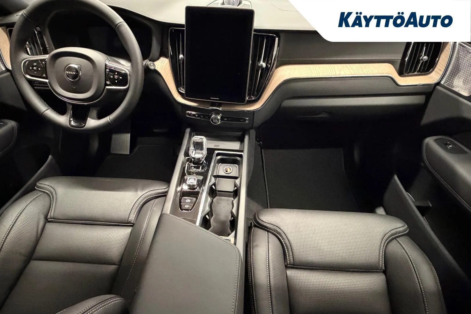 Volvo XC60 FTA-337 carousel image