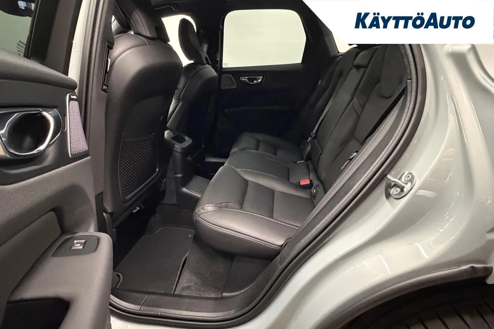 Volvo XC60 FTA-340 carousel image