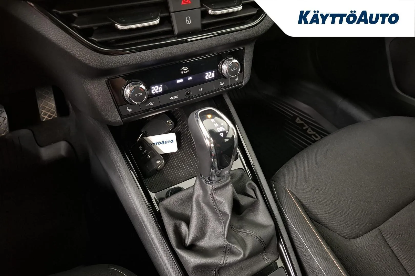 Skoda Scala IPK-932 carousel image
